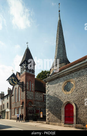 Pomeriggio estivo su High Street in Lewes, East Sussex, Inghilterra. Foto Stock