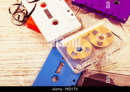 Compact Audio cassetta a nastro sullo sfondo Foto Stock