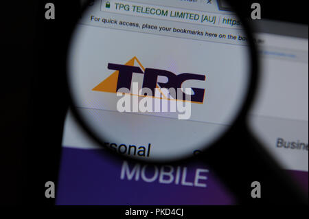 Il TPG sito capitale visto attraverso una lente di ingrandimento Foto Stock