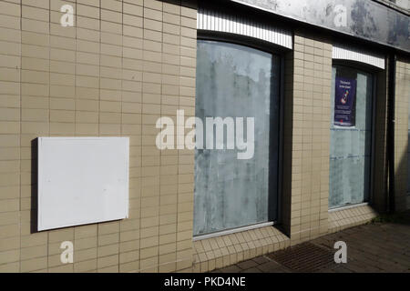 Villaggio Nat West Bank chiusa in Dinnington, South Yorkshire Foto Stock