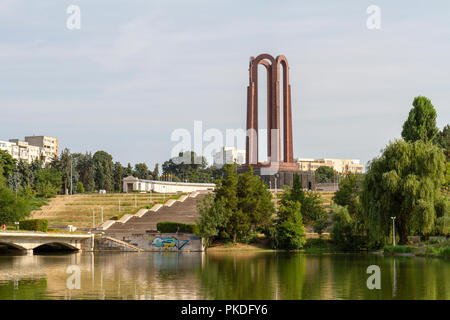 La nazione è memoriale degli eroi, Carol Park, sede della tomba del Milite Ignoto, Bucarest, Romania. Foto Stock