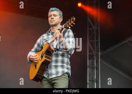 Rodrigo y Gabriela effettuando in corrispondenza di Skookum Music Festival di Stanley Park a Vancouver, BC il 7 settembre 2018 Foto Stock