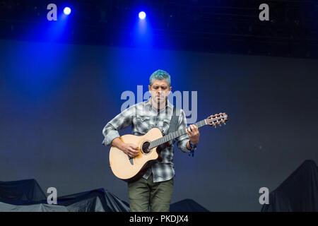 Rodrigo y Gabriela effettuando in corrispondenza di Skookum Music Festival di Stanley Park a Vancouver, BC il 7 settembre 2018 Foto Stock