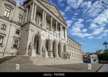 Vista la monumentale parlamento portoghese (Sao Bento Palace), situato a Lisbona, Portogallo. Foto Stock