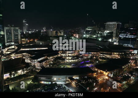 Cebu Filippine Ayala Mall Cebu di notte cityscape Foto Stock