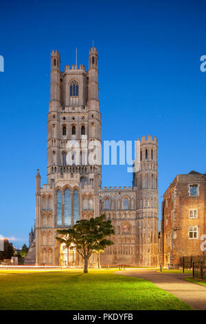 Serata a Ely Cathedral, Cambridgeshire, Inghilterra. Foto Stock