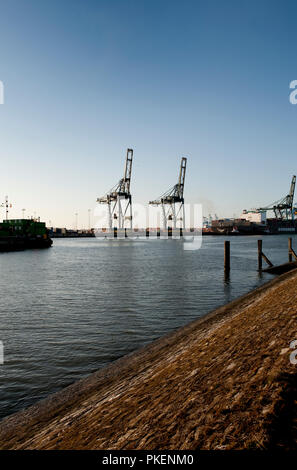 Il porto di Zeebrugge (Belgio, 29/03/2009) Foto Stock