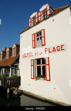 Impressioni della costa village Wissant tra Cap Gris Nez e Cap Blanc Nez, sulla Côte d'Opale, nel Pas-de-Calais département, Franco settentrionale Foto Stock