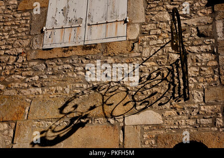 Impressione del villaggio Vézelay, nel dipartimento Yonne (Francia, 23/06/2010) Foto Stock