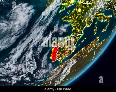Il Portogallo dallo spazio sul pianeta terra di notte con visibili i confini del paese. 3D'illustrazione. Gli elementi di questa immagine fornita dalla NASA. Foto Stock