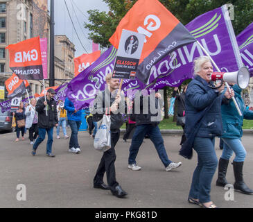 Glasgow, Regno Unito. 13 settembre 2018. Equal Pay Strike Demo a Glasgow City Chambers e George Square., Glasgow, Scozia. Foto Stock