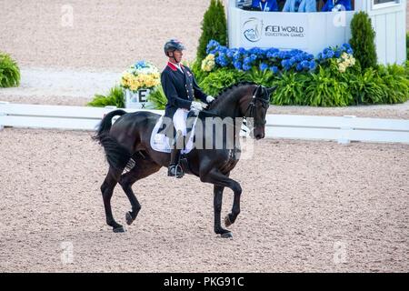 Tryon, North Carolina, Stati Uniti d'America. Xiii Sep 2018. Carl Hester. Hawtins delicato. GBR. Dressage. Il giorno 3. Giochi equestri mondiali. WEG 2018 Tryon. Carolina del Nord. Stati Uniti d'America. 13/09/2018. Credito: Sport In immagini/Alamy Live News Foto Stock