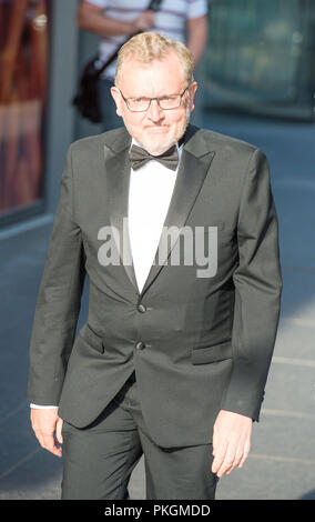 Sir David Mundell MP - Il Segretario di Stato per la Scozia vedere a piedi per la cena per la Sir Tom Hunter Foundation, EICC, Edimburgo, 26 maggio 2017. Foto Stock