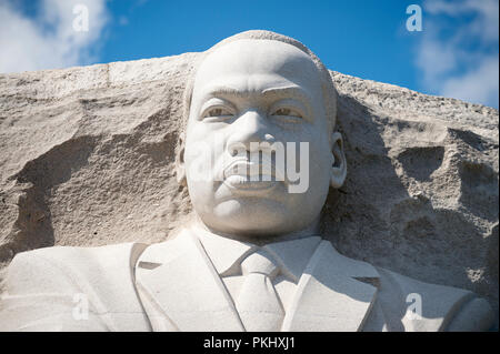 WASHINGTON DC - circa agosto, 2018: il Martin Luther King Jr Memorial, dotate di un ritratto del leader dei diritti civili scolpita in granito Foto Stock