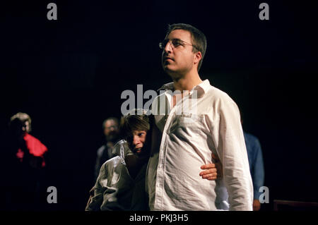 "Tromperie Theatre Workshop di Dirk Opstaele (Leporello) presso il National 'Landjuweel' amateur Theatre Festival di Gand (Belgio, 02/11/2007) Foto Stock