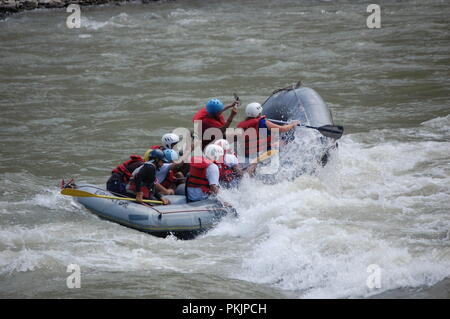 Bhotekoshi rafting, Nepal Foto Stock