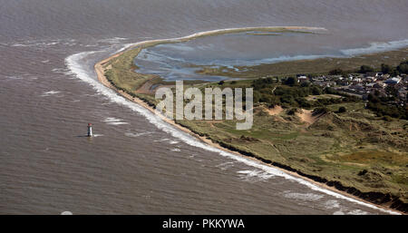 Vista aerea del punto di Ayr faro, Holywell Foto Stock