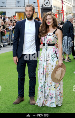 Premiere mondiale di 'festival', tenutosi a Cineworld Leicester Square a Londra. Dotato di: Chris Overton, Rachel Shenton dove: Londra, Regno Unito quando: 13 Ago 2018 Credit: WENN.com Foto Stock