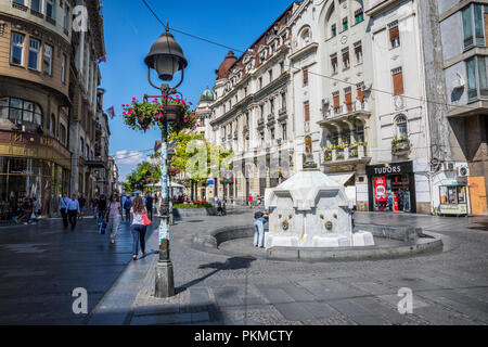 Belgrado, fontanella in via Knez Mihailova street Foto Stock