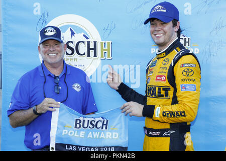 Las Vegas, Nevada, USA. Xiv Sep, 2018. Erik Jones (20) conquista la pole per la South Point 400 a Las Vegas Motor Speedway di Las Vegas, Nevada. Credito: Chris Owens Asp Inc/ASP/ZUMA filo/Alamy Live News Foto Stock