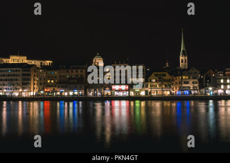 Zurigo la notte di Rainbow Foto Stock