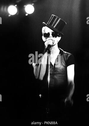 Amsterdam, teatro Carré amsterdam, Paesi Bassi - 1972, Lou Reed (foto Gijsbert Hanekroot) *** Caption locale *** Lou Reed Foto Stock