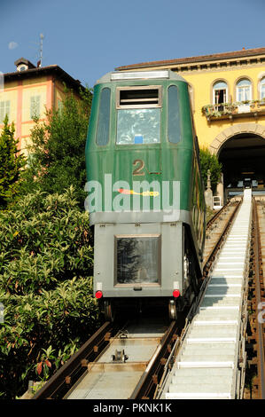 Italia, Piemonte, Biella, funicolare tra Biella Piano & Piazzo. Foto Stock