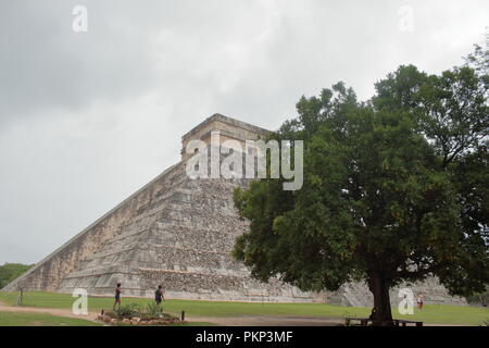 Chichén Itzá sito archeologico con le sue splendide strutture Foto Stock