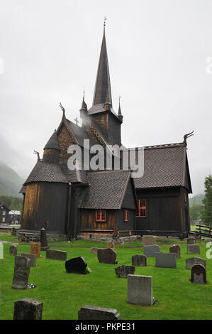 Borgund chiesa in legno situati in Norvegia sono stati molto comune in Europa settentrionale Foto Stock