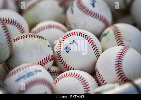 San Francisco, California, Stati Uniti d'America. Xiv Sep, 2018. Warm up palle prima la MLB gioco tra il Colorado Rockies e i San Francisco Giants di AT&T Park di San Francisco, California. Chris Brown/CSM/Alamy Live News Foto Stock