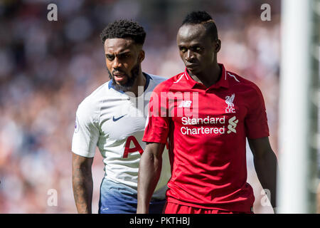 Londra, Regno Unito. Il 15 settembre 2018. Settembre 15, 2018 - Danny Rose del Tottenham Hotspur e Sadio Mané di Liverpool durante il match di Premier League tra Tottenham Hotspur e Liverpool allo Stadio di Wembley a Londra, Inghilterra il 15 settembre 2018. Foto di Salvio Calabrese. Credit: AFP7/ZUMA filo/Alamy Live News Foto Stock