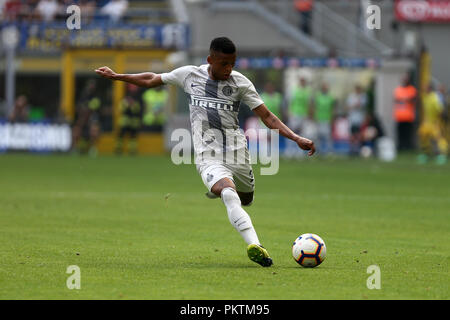 Milano, Italia. 15 Settembre, 2018. Dalbert Henrique di FC Internazionale in azione durante la Serie A match tra FC Internazionale e Parma Calcio. Credito: Marco Canoniero/Alamy Live News Foto Stock