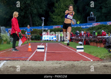 Zagabria, Croazia - 4 Settembre 2018: IAAF World Challenge Zagreb, sessantottesima Boris Hanzekovic Memorial. Salto triplo atleta Foto Stock