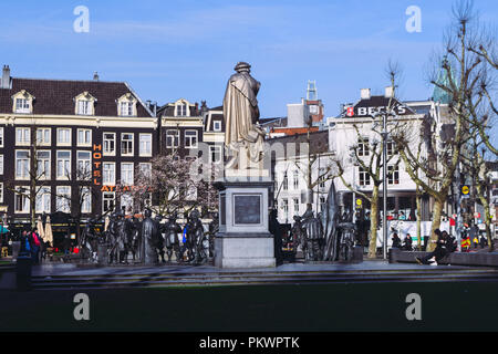 Rembrandtplein su una mattina di sole Foto Stock