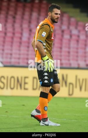 Campania, Italia. 15 settembre 2018. Campionato Italiano di una partita di calcio Napoli - Fiorentina alla stadio San Paolo in foto Orestīs Karnezīs Credito: Antonio Balasco/Alamy Live News Foto Stock