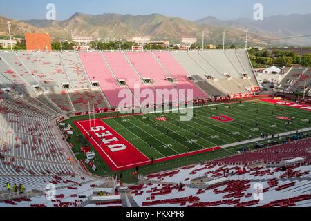 Salt Lake City, Stati Uniti d'America. 15 settembre 2018. Rice-Eccles Stadium prima della NCAA college football gioco tra Washington e Utah di sabato 15 settembre, 2018 a Rice-Eccles Stadium di Salt Lake City, UT. Giacobbe Kupferman/CSM Credito: Cal Sport Media/Alamy Live News Foto Stock