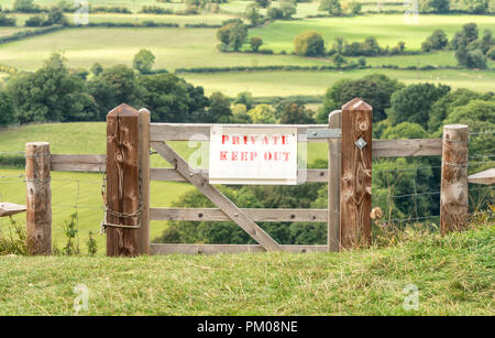 Mantenere privato fuori segno, Gloucestershire, Inghilterra Foto Stock