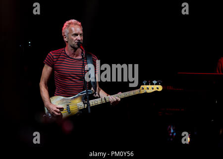 Miami Beach, FL, Stati Uniti d'America. Xv Sep, 2018. Sting e Shaggy eseguire durante il tour 44/876 al Fillmore Miami Beach il 15 settembre 2018 a Miami Beach, in Florida. Credito: Mpi140/media/punzone Alamy Live News Foto Stock