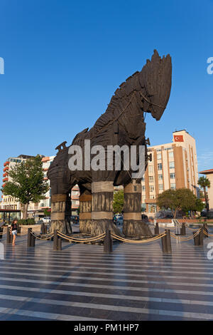 CANAKKALE - 28 luglio 2018 : cavallo di Troia realizzato per Troy film in Canakkale Foto Stock