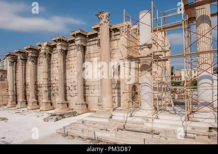 Biblioteca di Adriano situato nell'angolo nord dell'Antica Agorà di Atene. Imperatore romano Adriano costruita la libreria in ANNUNCIO 132. Foto Stock