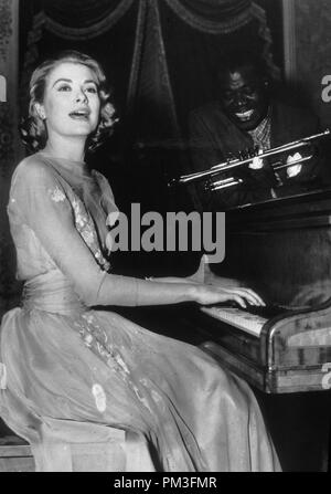 Studio Publicity STILL: 'High Society' Grace Kelly e Louis Armstrong 1956 MGM file Reference # 30732 1264THA Foto Stock