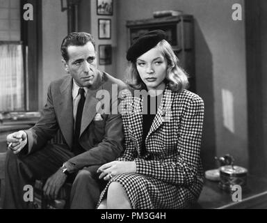 Humphrey Bogart e Lauren Bacall, "Big sleep" 1946 Warner Riferimento File # 30732 402THA Foto Stock