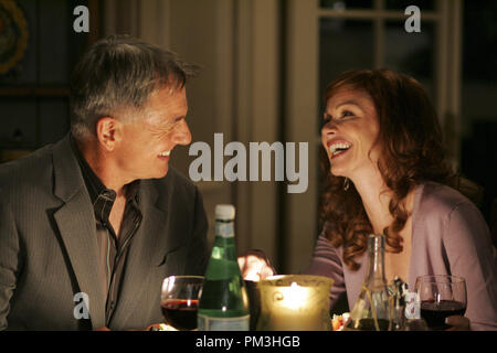 Film still / Pubblicità ancora da "Navy NCIS: Penale navale servizio investigativo' (episodio: sotto i coperchi) Mark Harmon, Lauren Holly 2005 Photo credit: Cliff Lipson Riferimento File # 307361061THA per solo uso editoriale - Tutti i diritti riservati Foto Stock