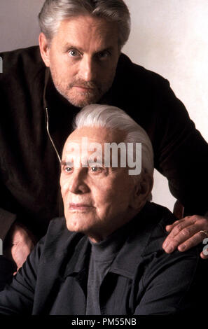 'Un padre . . . Un figlio . . . Una volta in Hollywood' Michael Douglas, Kirk Douglas 2005 Foto Stock