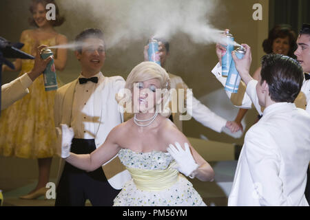 Film still da 'Hairspray' Brittany Snow © 2007 New Line Cinema Photo credit: David James Riferimento File # 307351410THA per solo uso editoriale - Tutti i diritti riservati Foto Stock