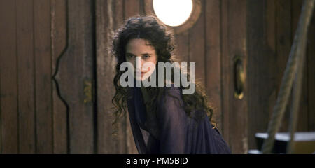 Film still da 'The Golden Compass' Eva Green © 2007 New Line Cinema Riferimento File # 30738673THA per solo uso editoriale - Tutti i diritti riservati Foto Stock