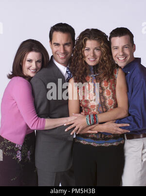 Studio Pubblicità ancora da "Volontà e grazia' Megan Mullaly, Eric McCormack, Debra Messing, Sean Hayes circa 2002 Photo credit: Chris Haston Riferimento File # 307541250THA per solo uso editoriale - Tutti i diritti riservati Foto Stock