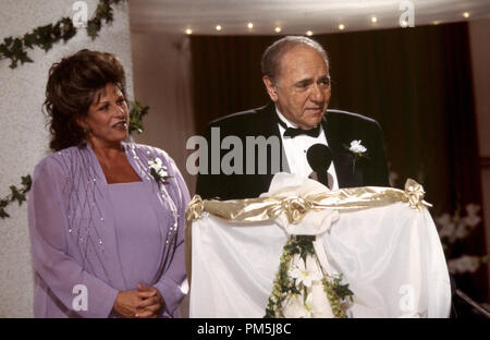 Film still / Pubblicità ancora da 'My Big Fat Greek Wedding' Lainie Kazan e Michael Costantino © 2002 IFC Films Foto Stock