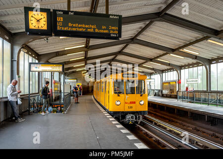 U-Bahnhof Möckernbrücke stazione ferroviaria di Berlino Foto Stock