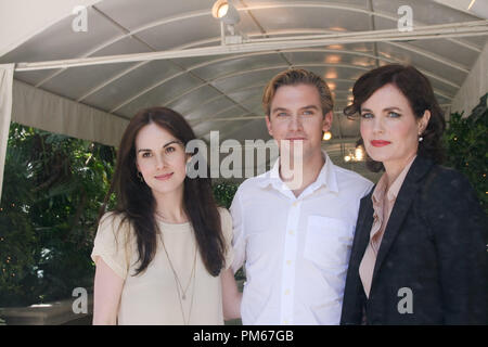 Michelle Dockery, Dan Stevens e Elizabeth McGovern Portrait Session 'Downton Abbey' Portrait Session, 1 agosto 2011. La riproduzione da parte di American tabloid è assolutamente vietato. Riferimento al file # 31038 045CCR per solo uso editoriale - Tutti i diritti riservati Foto Stock